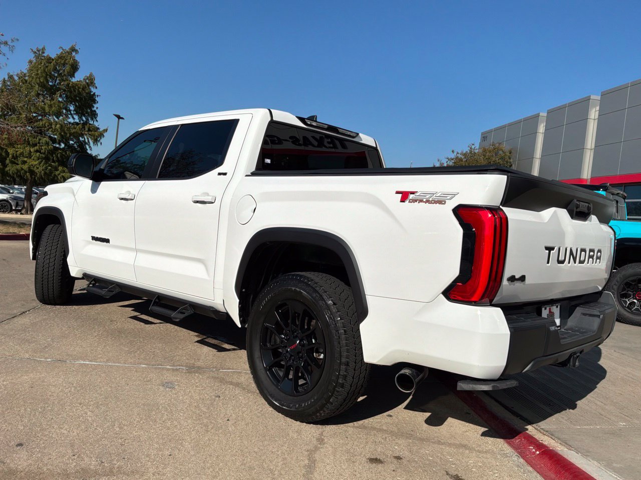 Used 2024 Toyota Tundra SR5 w/ SR5 Premium Package AWD/4WD image 8