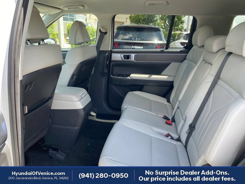 Used 2026 Hyundai Santa Fe SEL FWD image 16