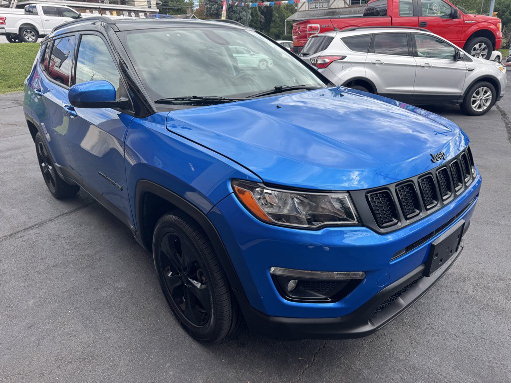 Used 2019 Jeep Compass Latitude AWD/4WD image 4