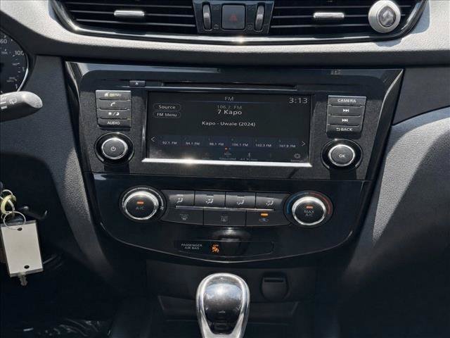 Used 2022 Nissan Rogue Sport S FWD image 14