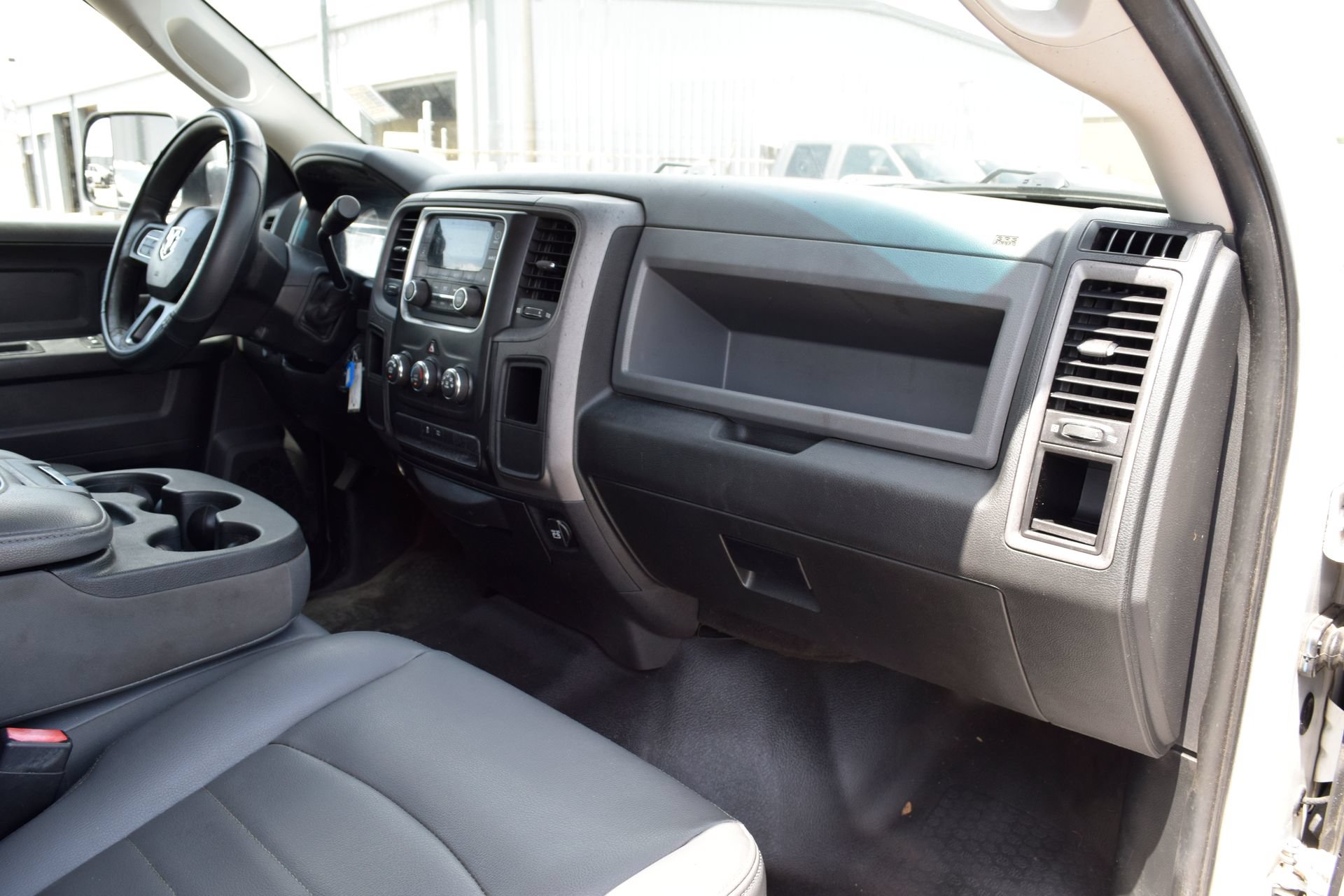 Used 2017 RAM 3500 Tradesman RWD image 21