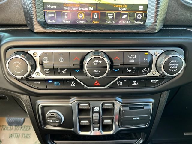 Used 2021 Jeep Wrangler Unlimited Sahara w/ Dual Top Group AWD/4WD image 35