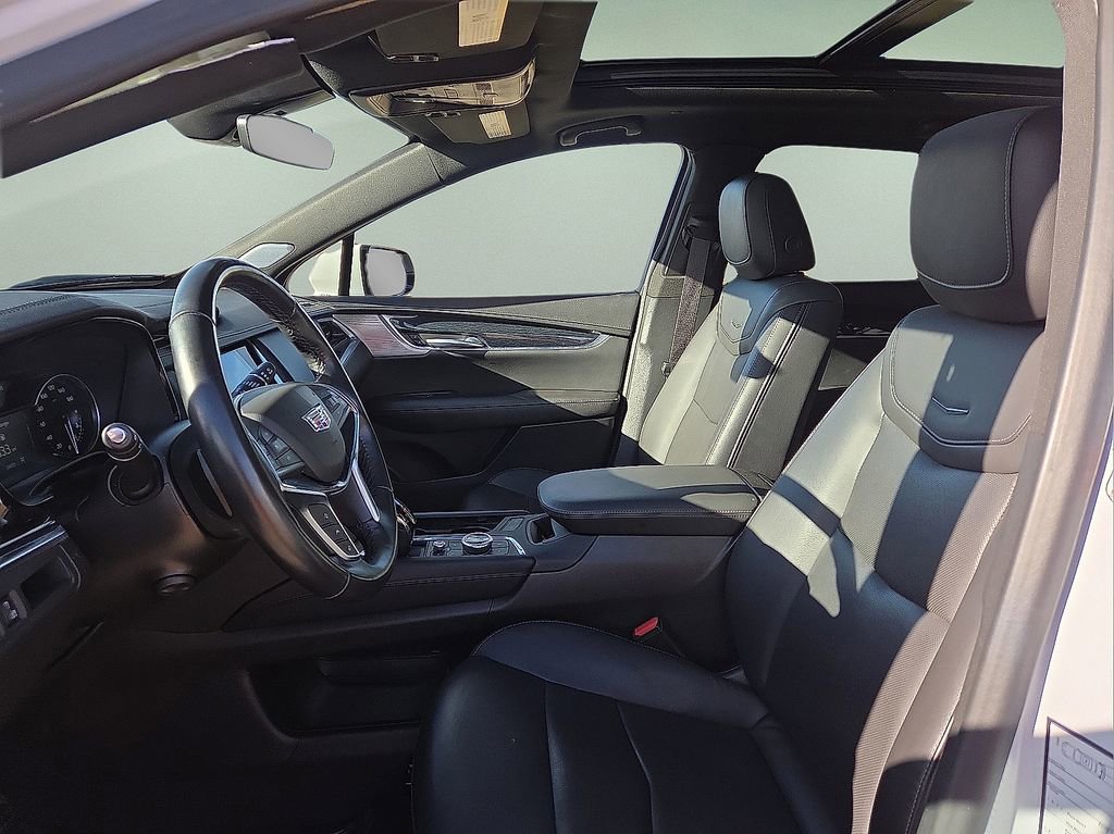 Used 2024 Cadillac XT5 Premium Luxury image 25