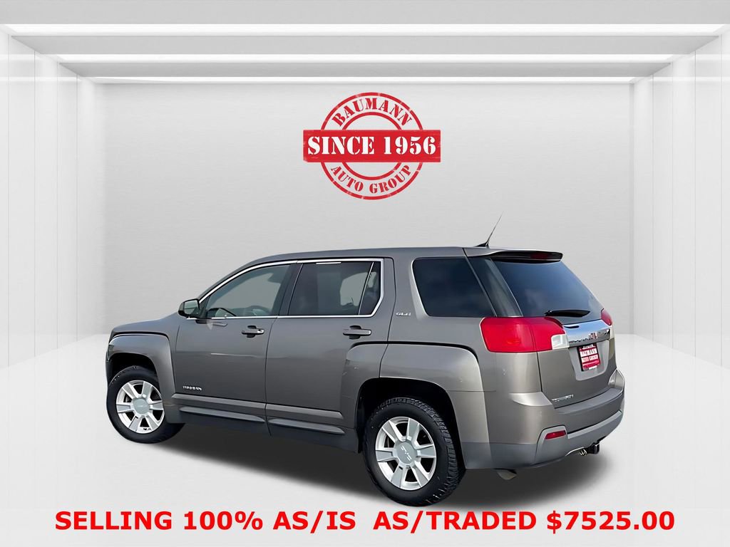 Used 2010 GMC Terrain SLE image 2