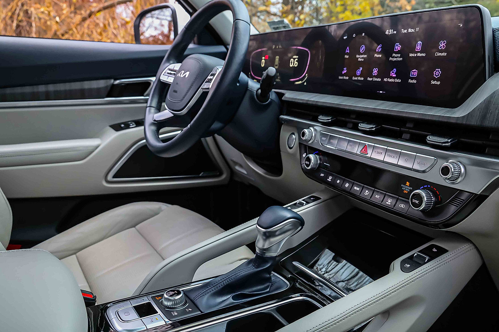 Used 2023 Kia Telluride EX w/ EX Captain's Chair Package image 27