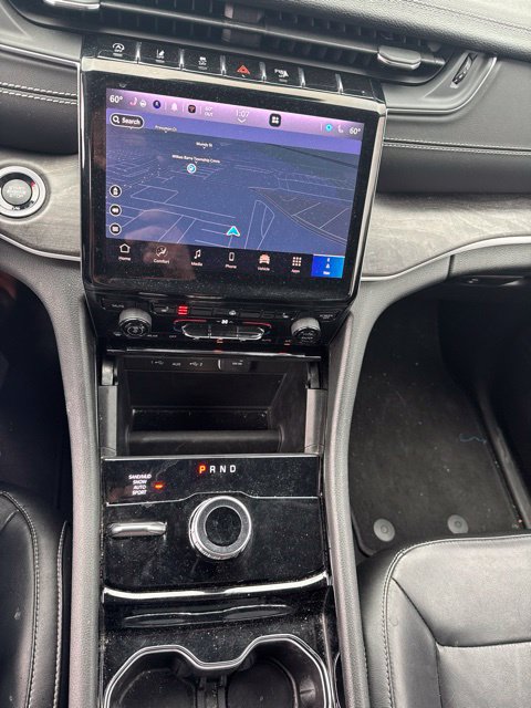 Used 2023 Jeep Grand Cherokee Limited AWD/4WD image 18