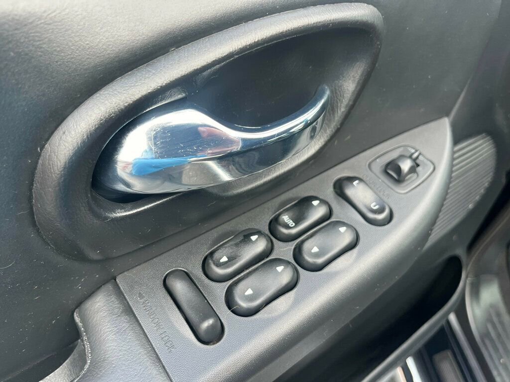 Used 2001 Ford F150 Harley-Davidson RWD image 15