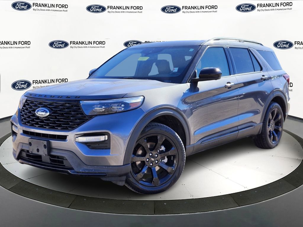 Certified 2022 Ford Explorer ST-Line w/ Class IV Trailer Tow Package