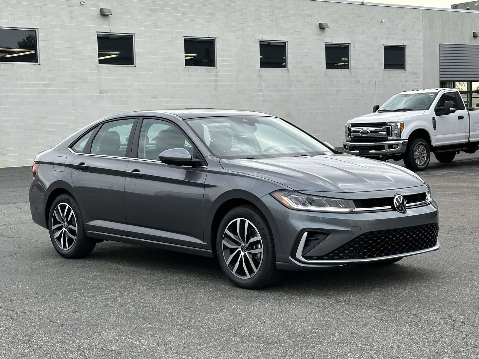 New 2026 Volkswagen Jetta SE image 8