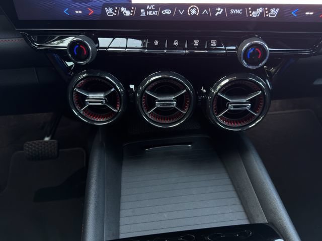 Used 2024 Chevrolet Blazer EV RS RWD image 22