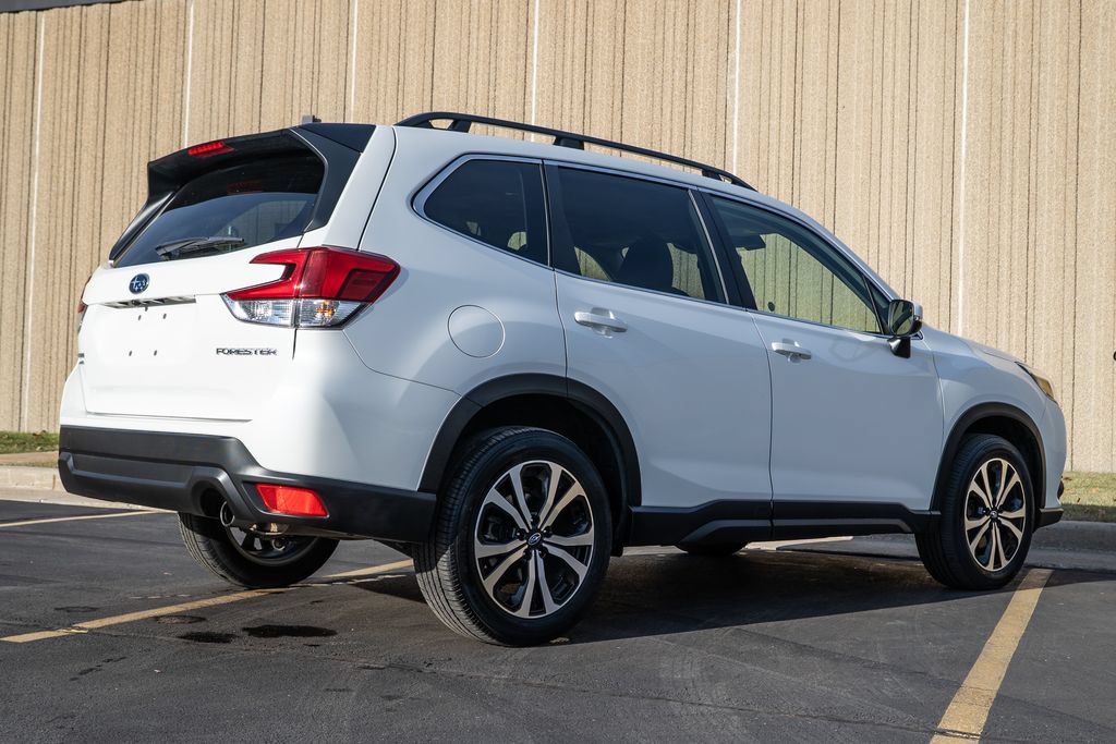 Used 2024 Subaru Forester Limited AWD/4WD image 7
