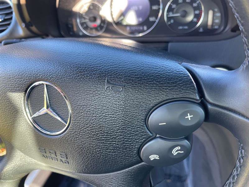Used 2004 Mercedes-Benz CLK 320 image 14