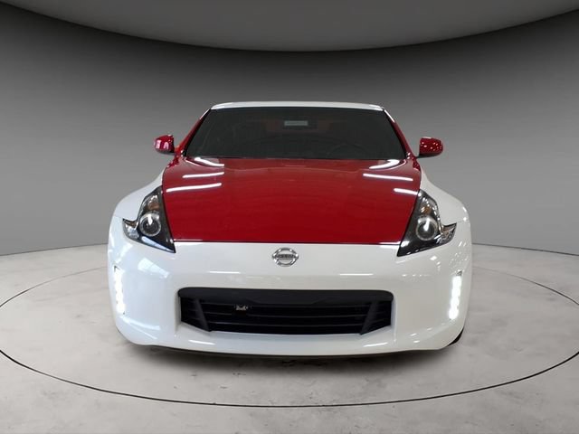 Used 2020 Nissan 370Z Coupe RWD image 16