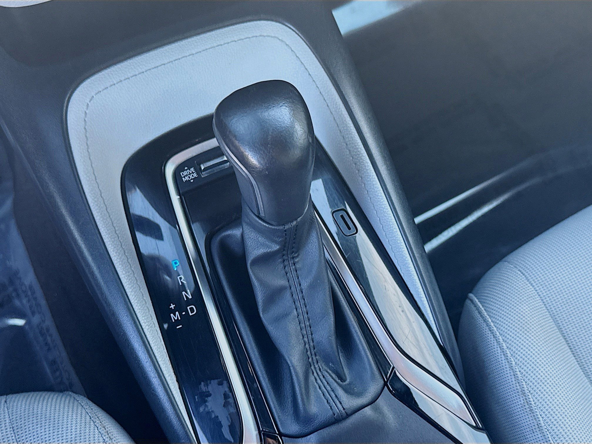 Used 2023 Toyota Corolla SE image 13