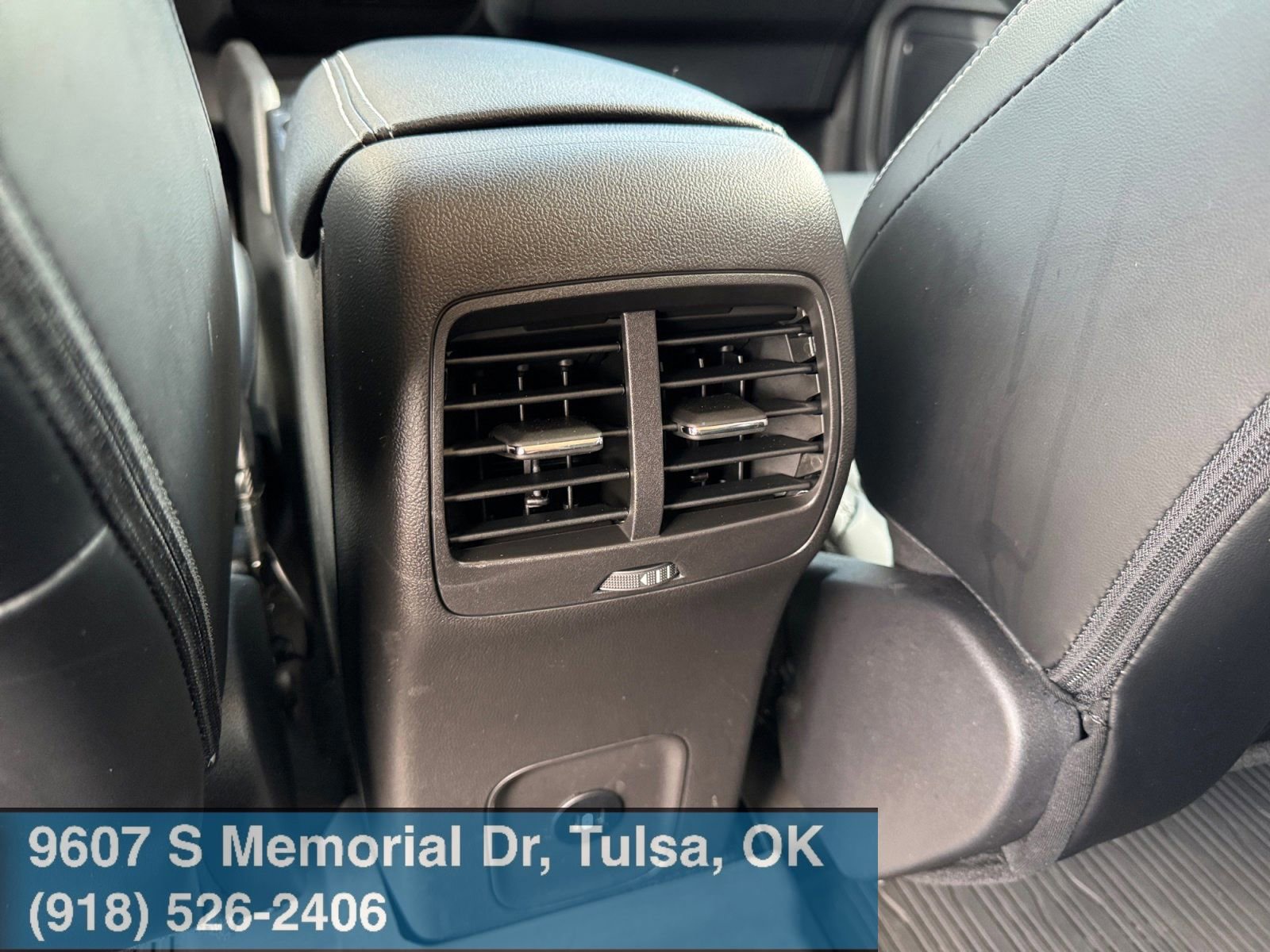 Used 2025 Ford Escape Platinum image 17