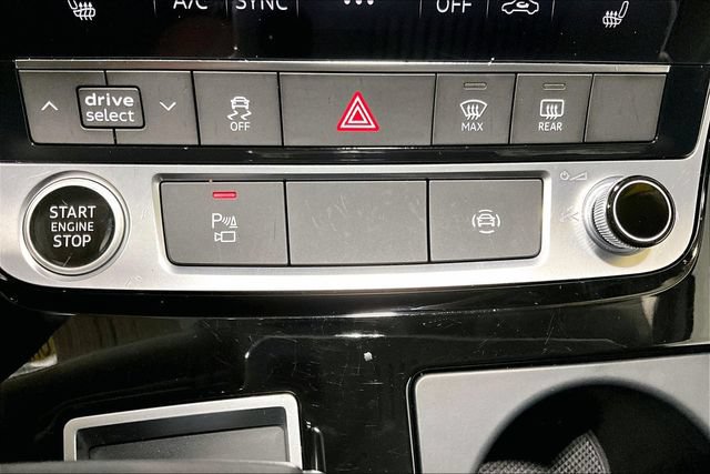 Certified 2023 Audi Q7 2.0T Premium Plus w/ Premium Plus Package AWD/4WD image 18