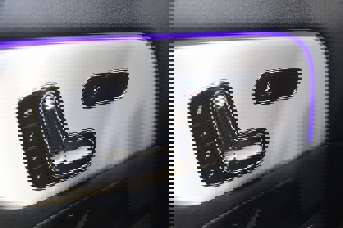 Used 2024 Mercedes-Benz GLA 35 AMG 4MATIC image 8