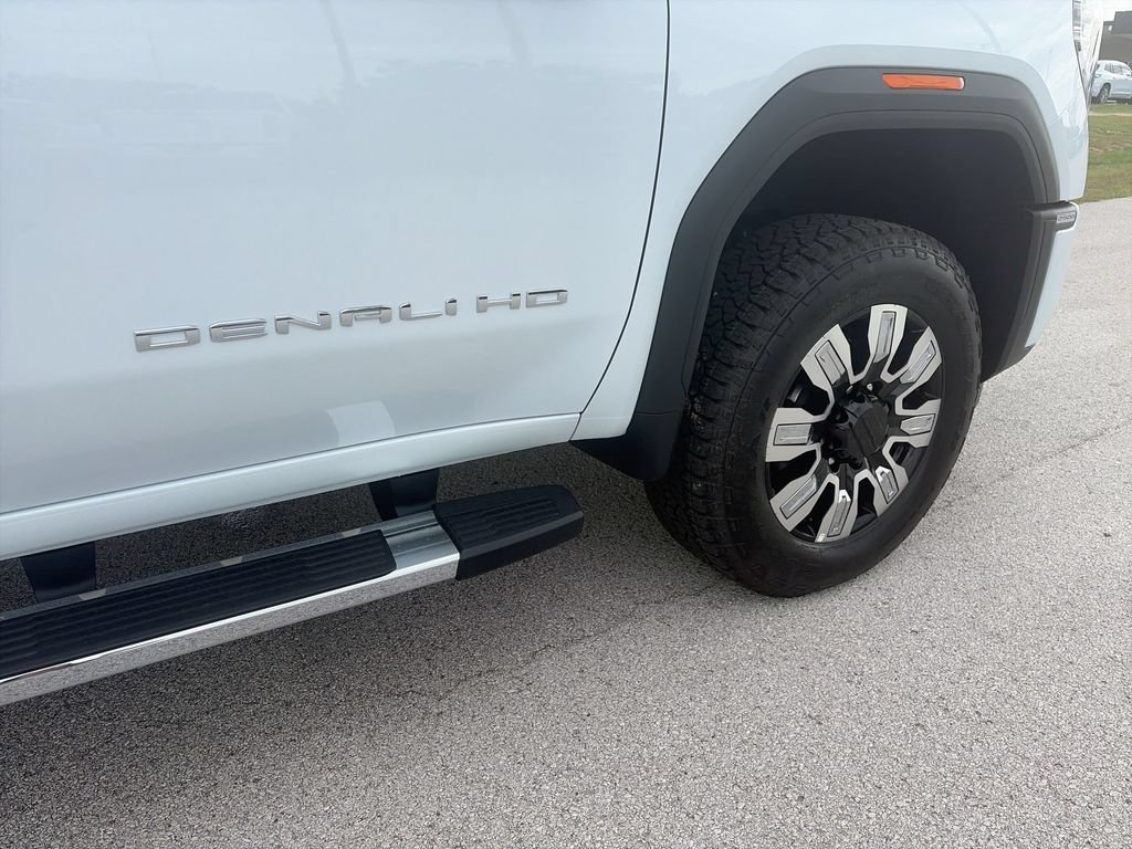 New 2026 GMC Sierra 2500 Denali w/ Denali Reserve Package AWD/4WD image 37