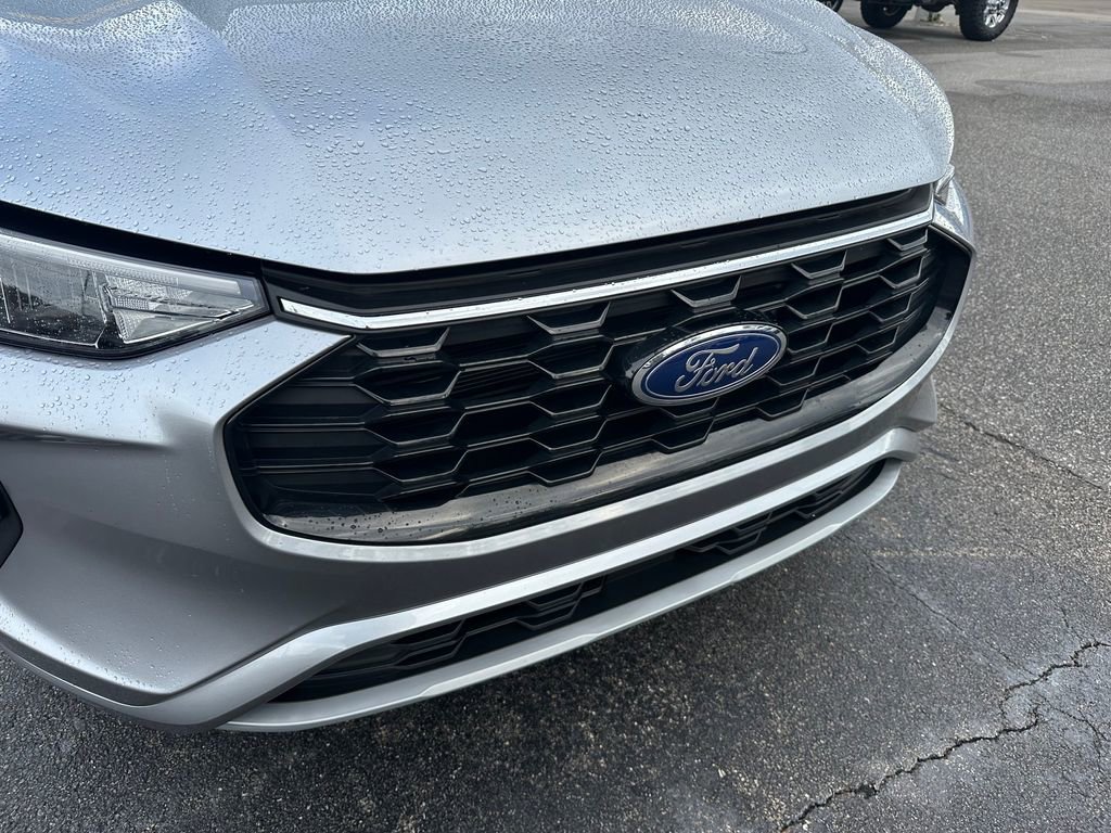 Used 2023 Ford Escape ST-Line w/ Tech Pack #1 image 12