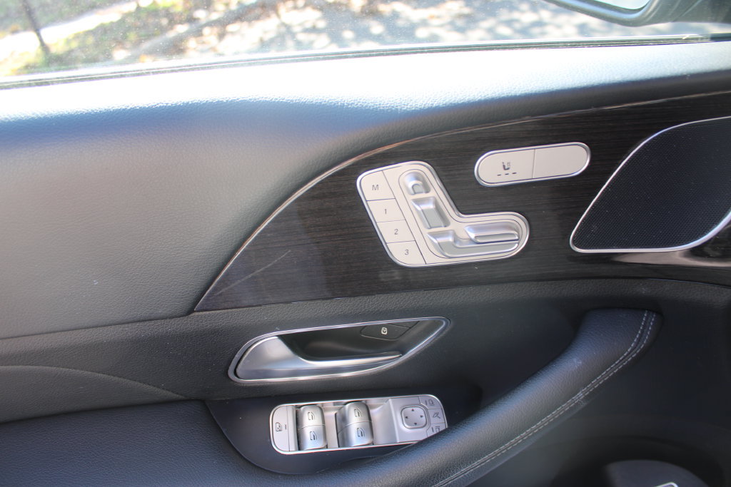Used 2020 Mercedes-Benz GLE 350 4MATIC image 12