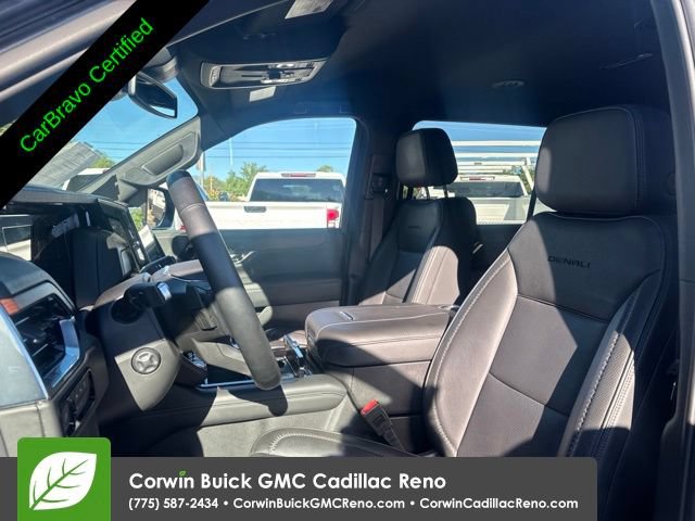 Certified 2025 GMC Yukon XL Denali AWD/4WD image 12