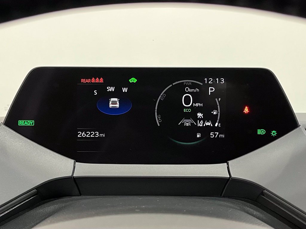 Used 2025 Toyota Prius LE FWD image 21