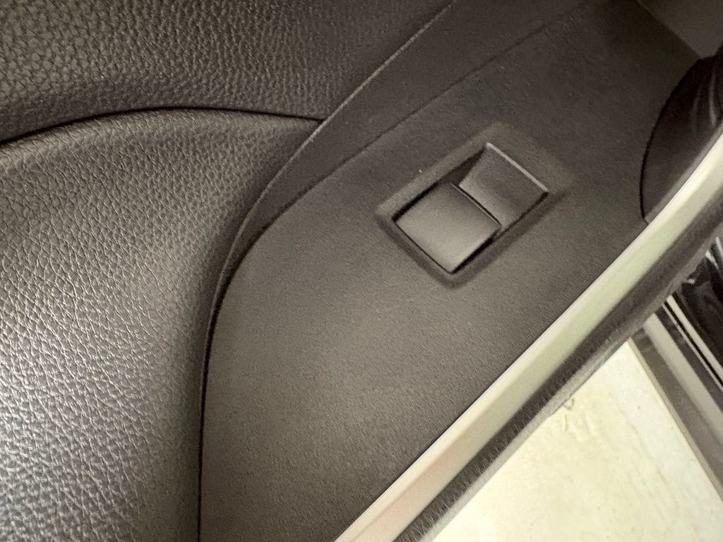 Used 2025 Toyota RAV4 LE FWD image 34