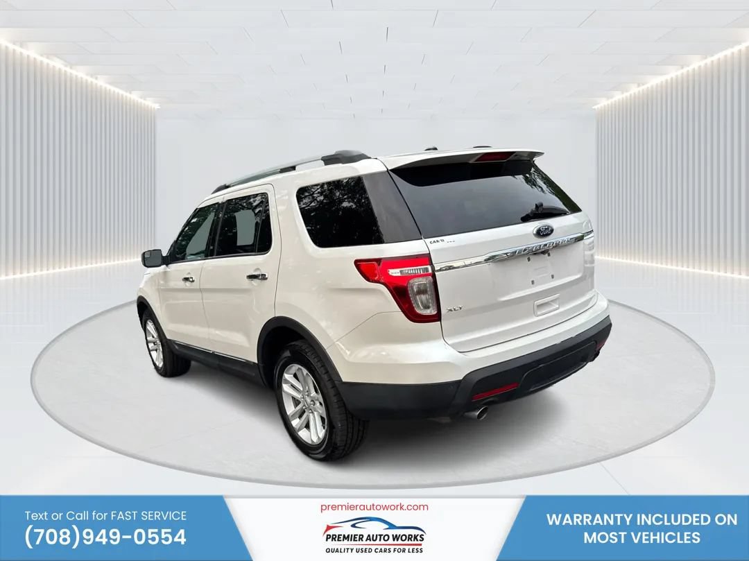 Used 2015 Ford Explorer XLT w/ Equipment Group 201A FWD image 7