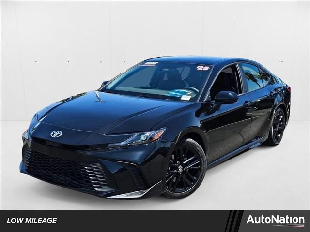 Used 2025 Toyota Camry SE