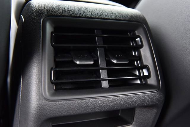 New 2026 Volkswagen Tiguan SE R-Line image 23