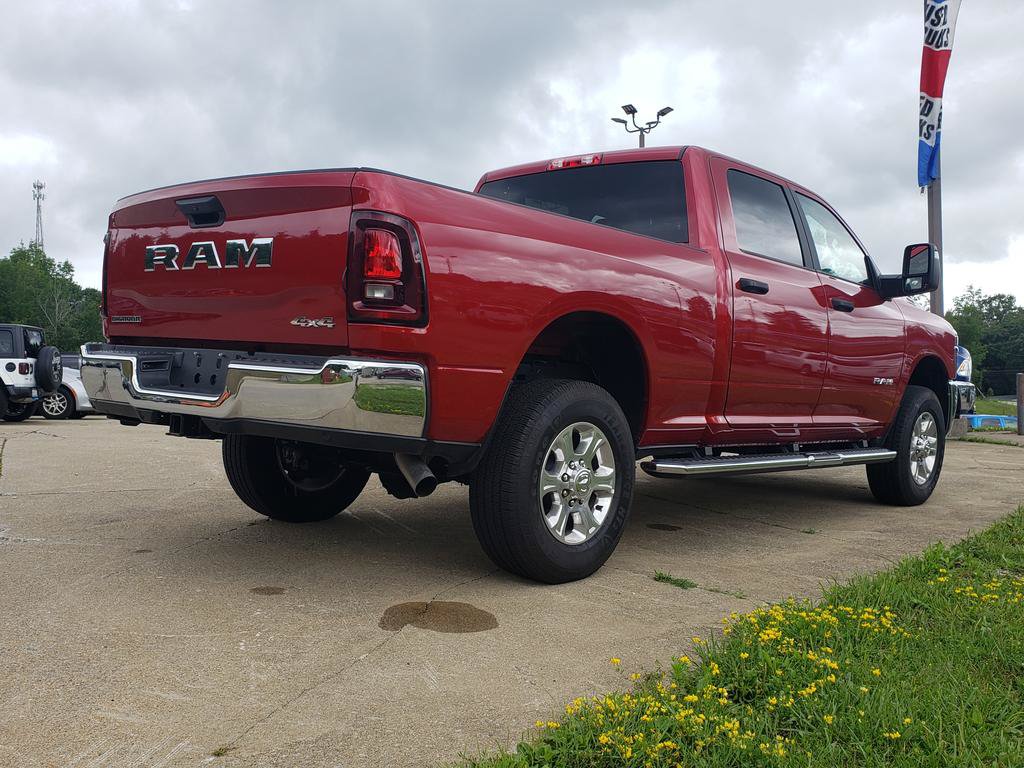Used 2026 RAM 2500 Big Horn AWD/4WD image 3