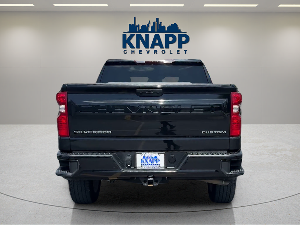 Used 2024 Chevrolet Silverado 1500 Custom RWD image 4