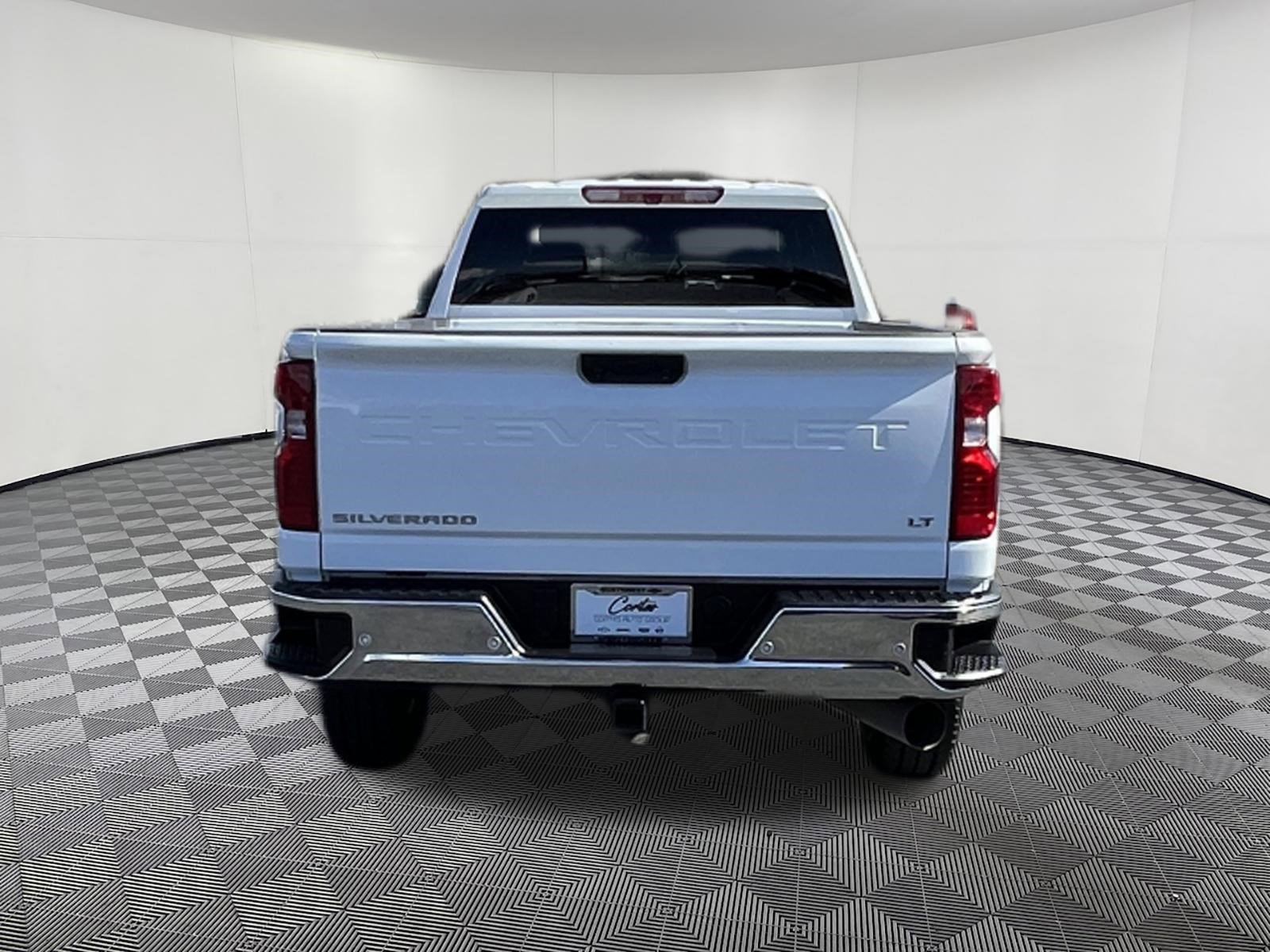 Used 2025 Chevrolet Silverado 2500 LT w/ Safety Package AWD/4WD image 5