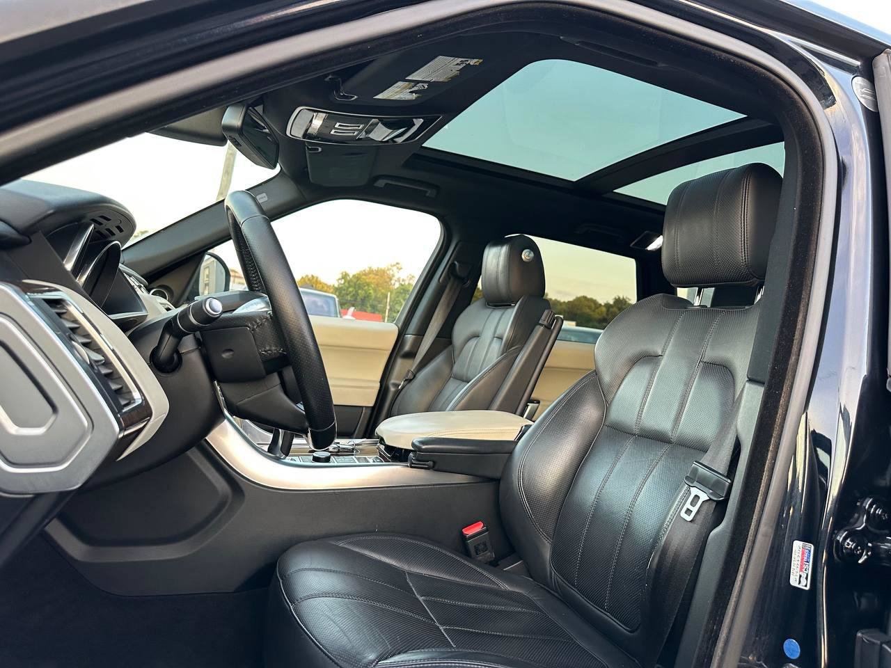 Used 2015 Land Rover Range Rover Sport HSE AWD/4WD image 17