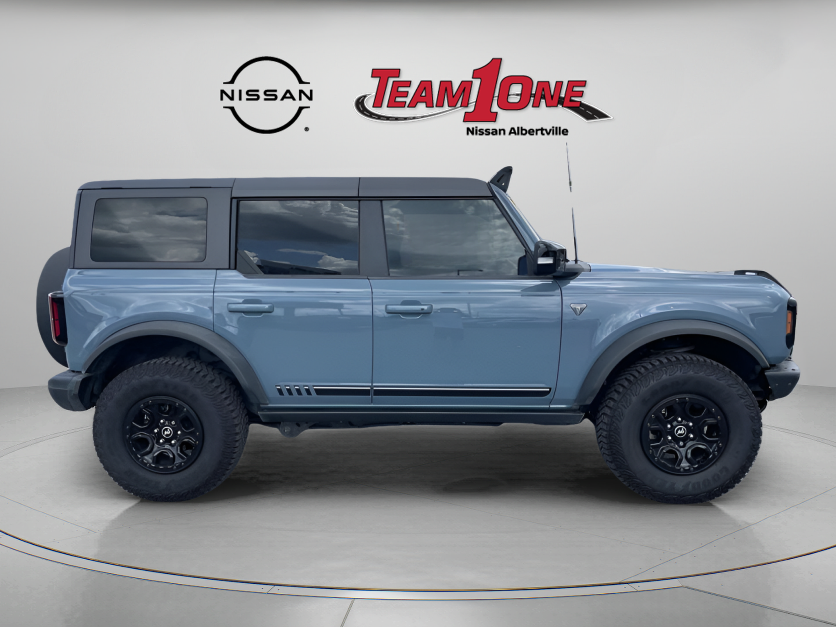 Used 2021 Ford Bronco First Edition AWD/4WD image 9