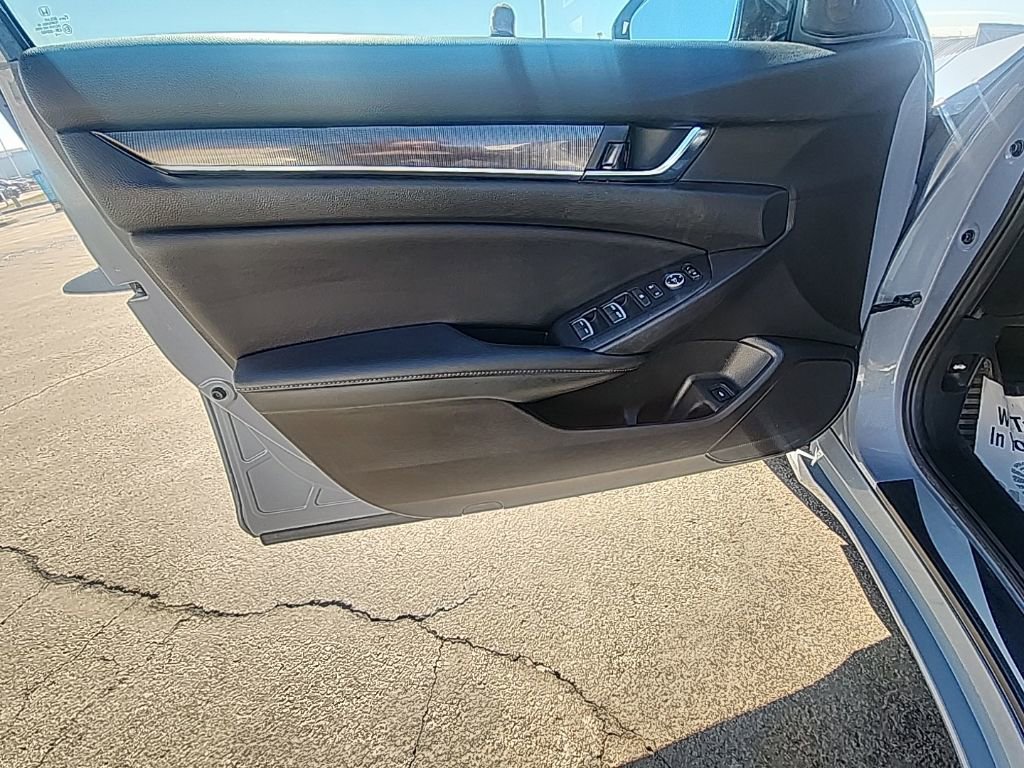 Used 2022 Honda Accord Sport image 12