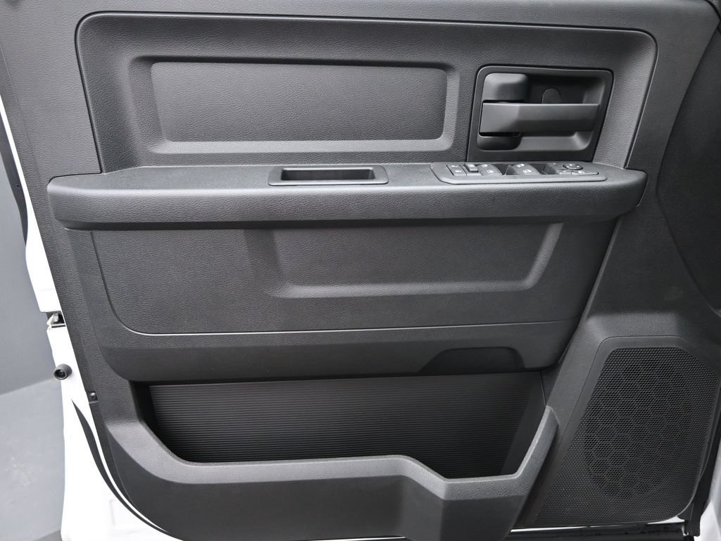 New 2026 RAM 3500 Tradesman AWD/4WD image 9