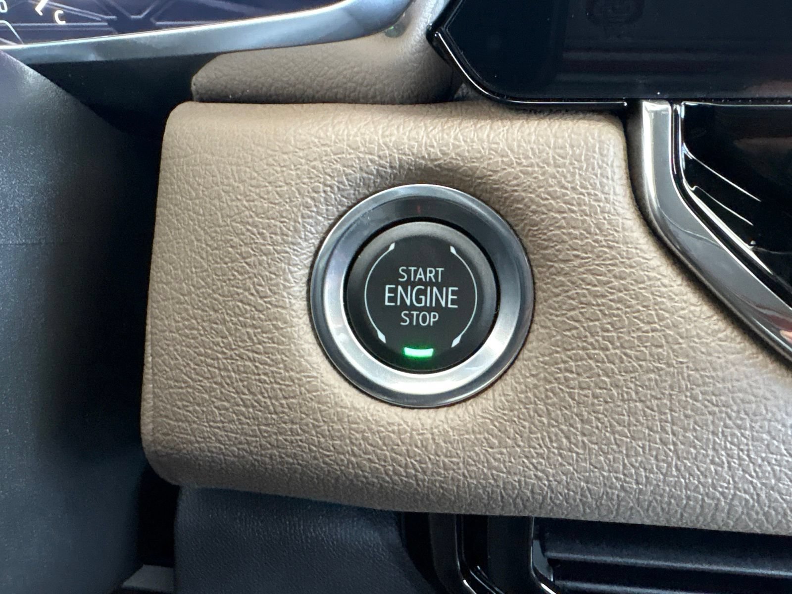 New 2026 GMC Canyon Denali AWD/4WD image 25