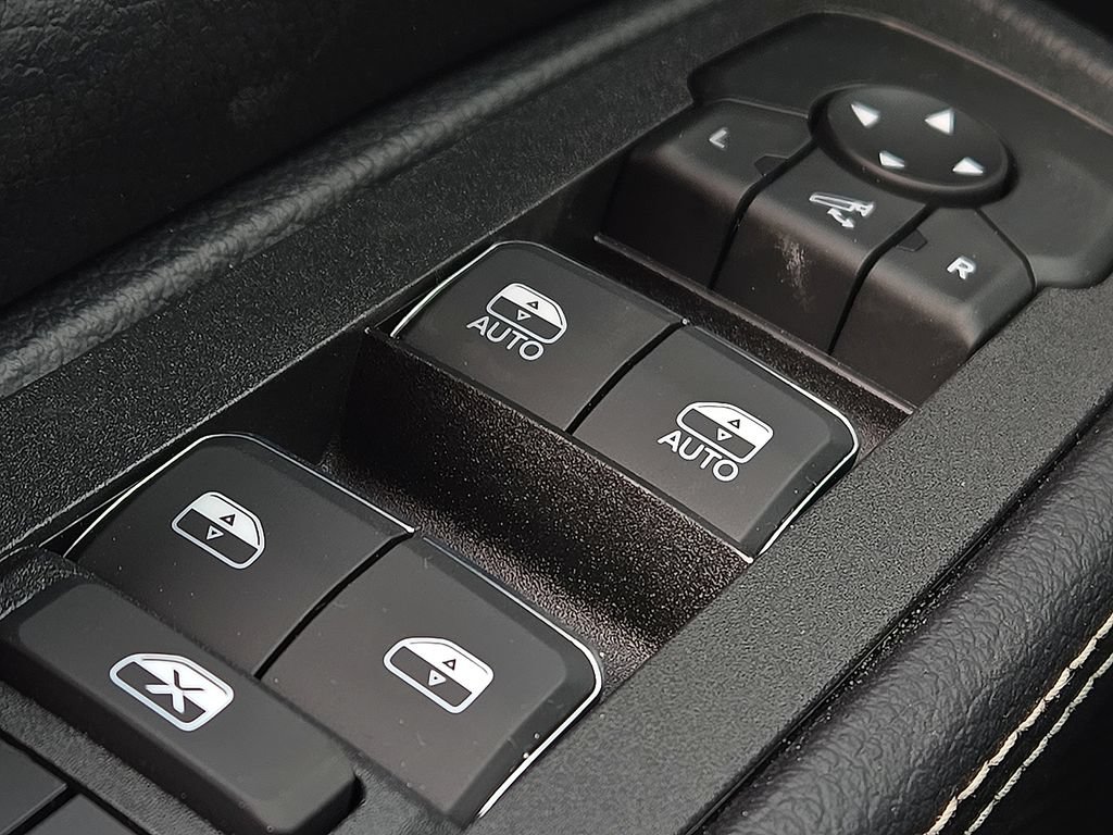 New 2026 RAM 1500 Laramie w/ Night Edition AWD/4WD image 16