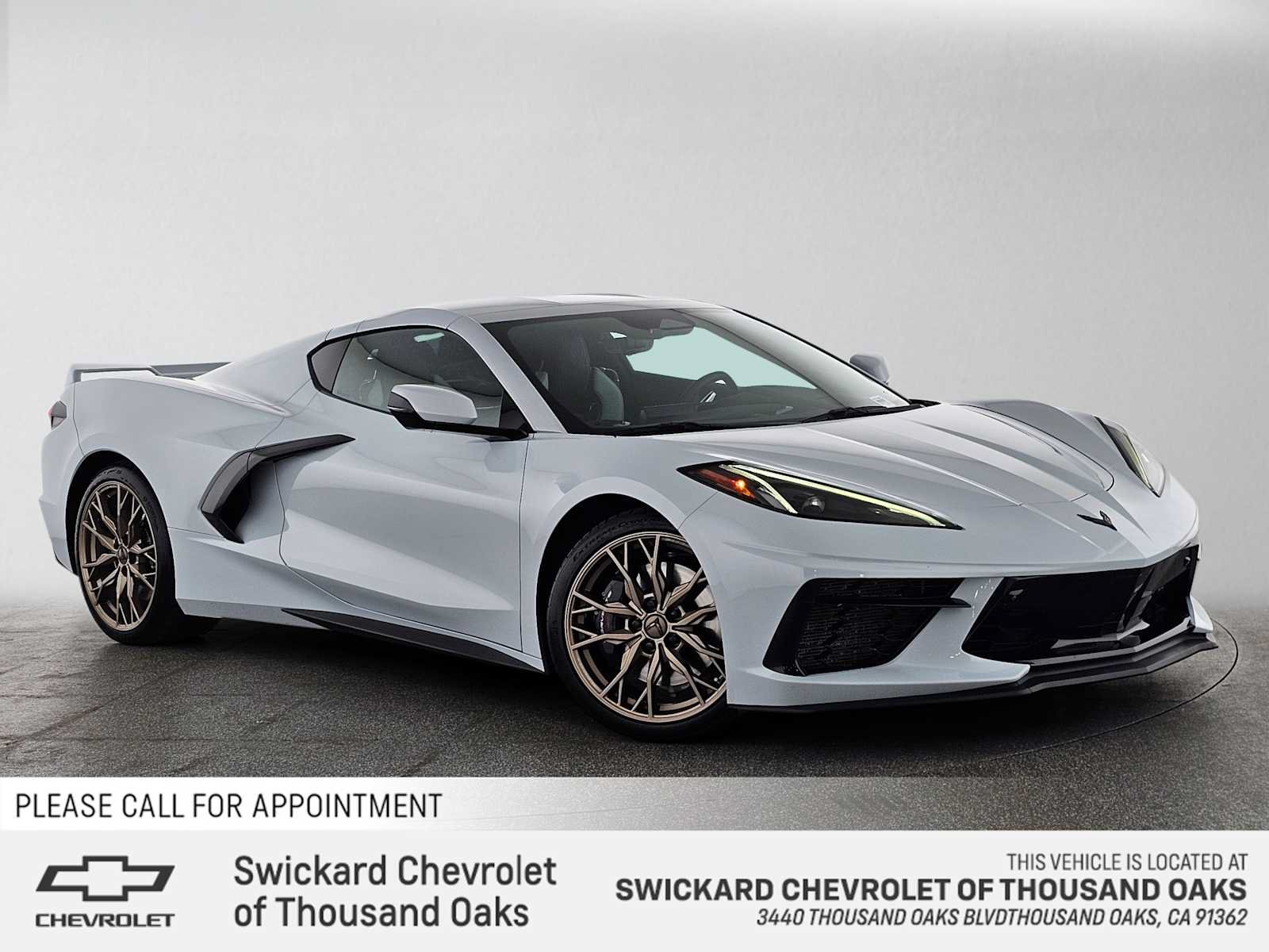 Used 2024 Chevrolet Corvette Stingray Preferred Cpe w/ Z51 Performance Package RWD image 1