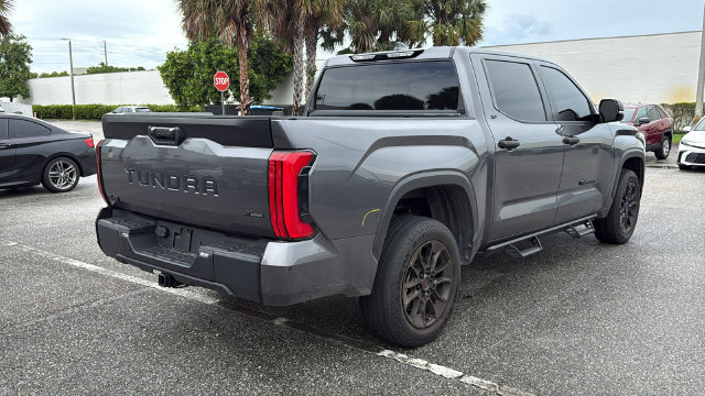 Used 2025 Toyota Tundra SR5 w/ SR5 Convenience Package AWD/4WD image 9