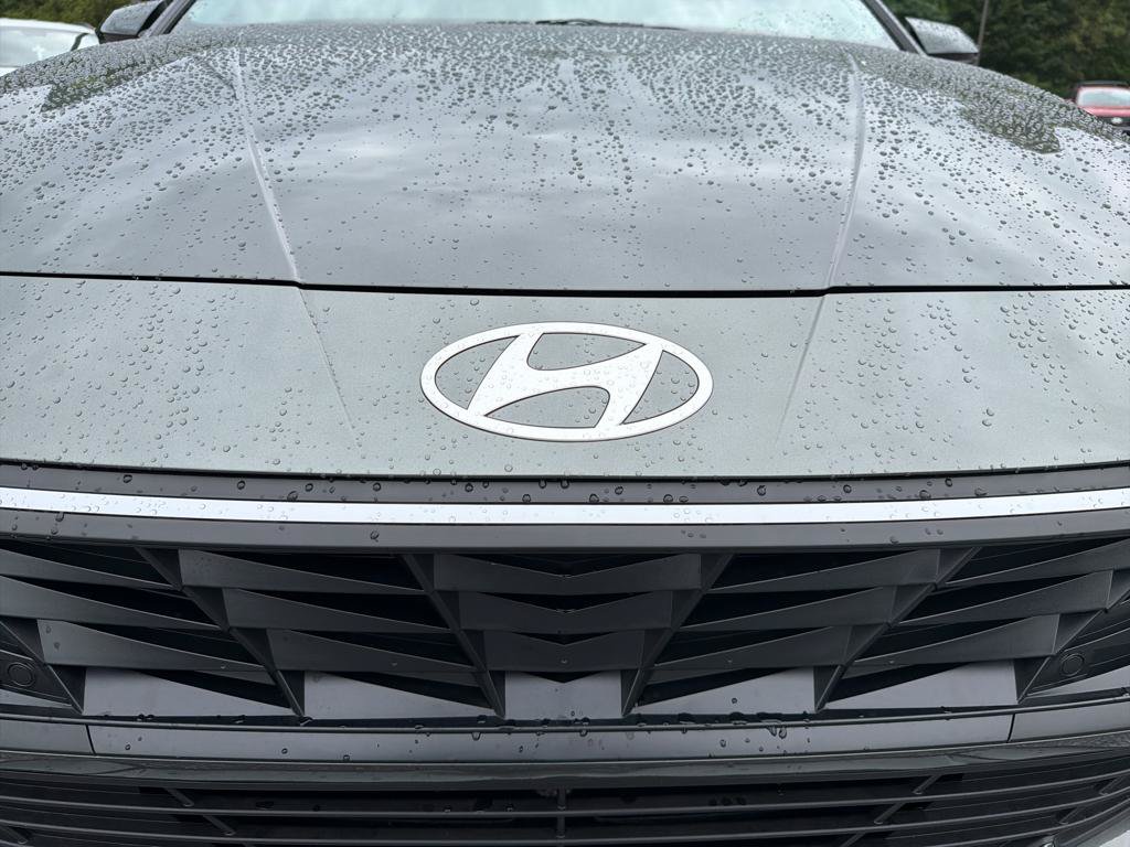 New 2026 Hyundai Elantra SEL Sport FWD image 10