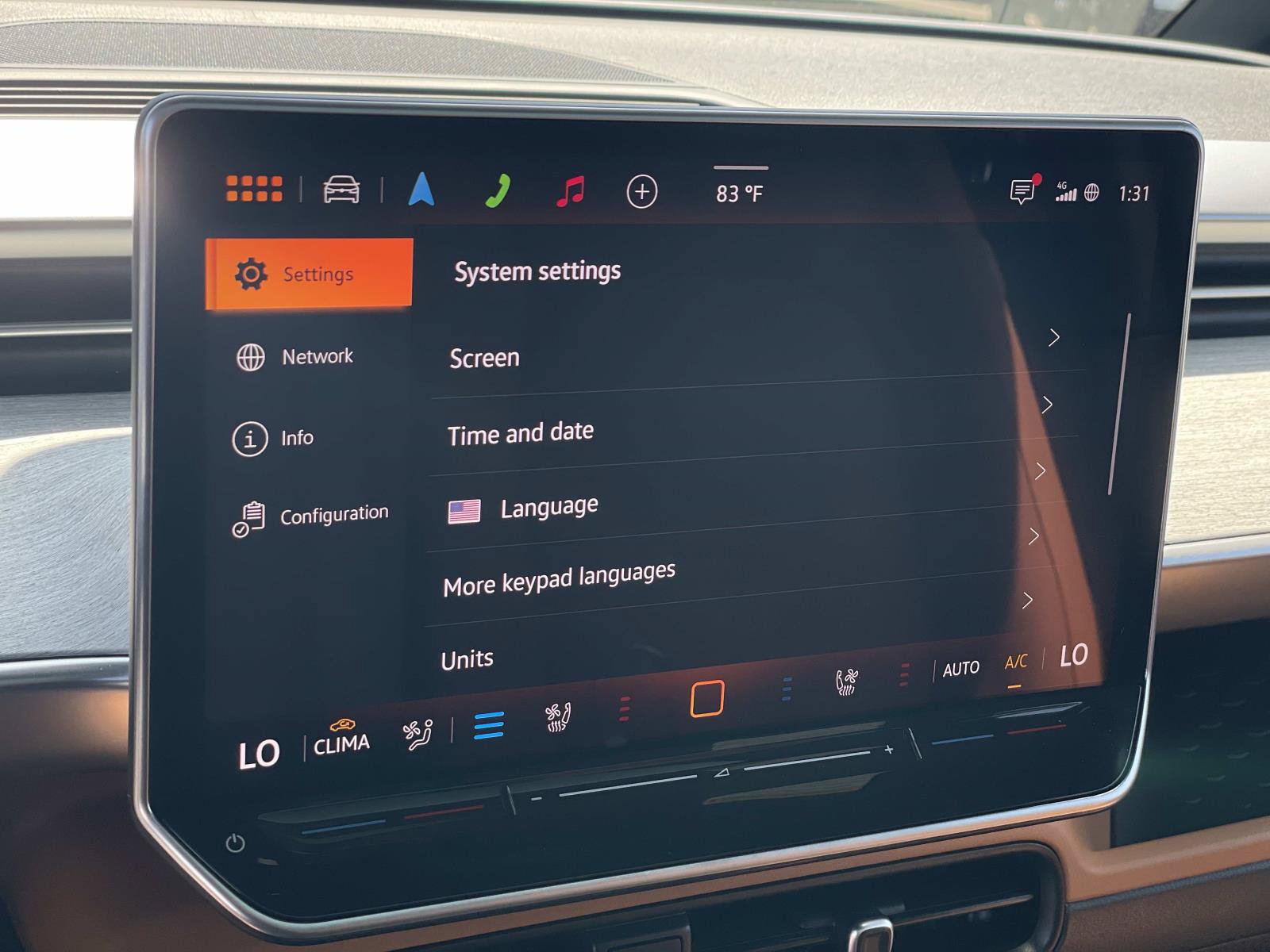 Certified 2025 Volkswagen ID. Buzz Pro S Plus AWD/4WD image 14