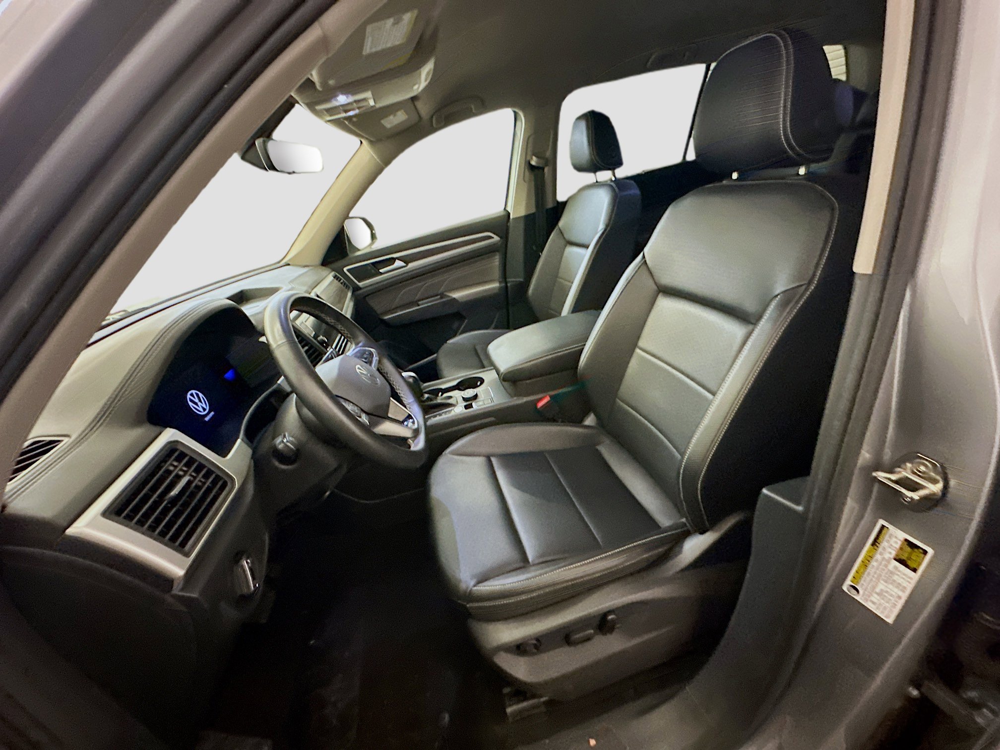 Used 2022 Volkswagen Atlas SE image 13