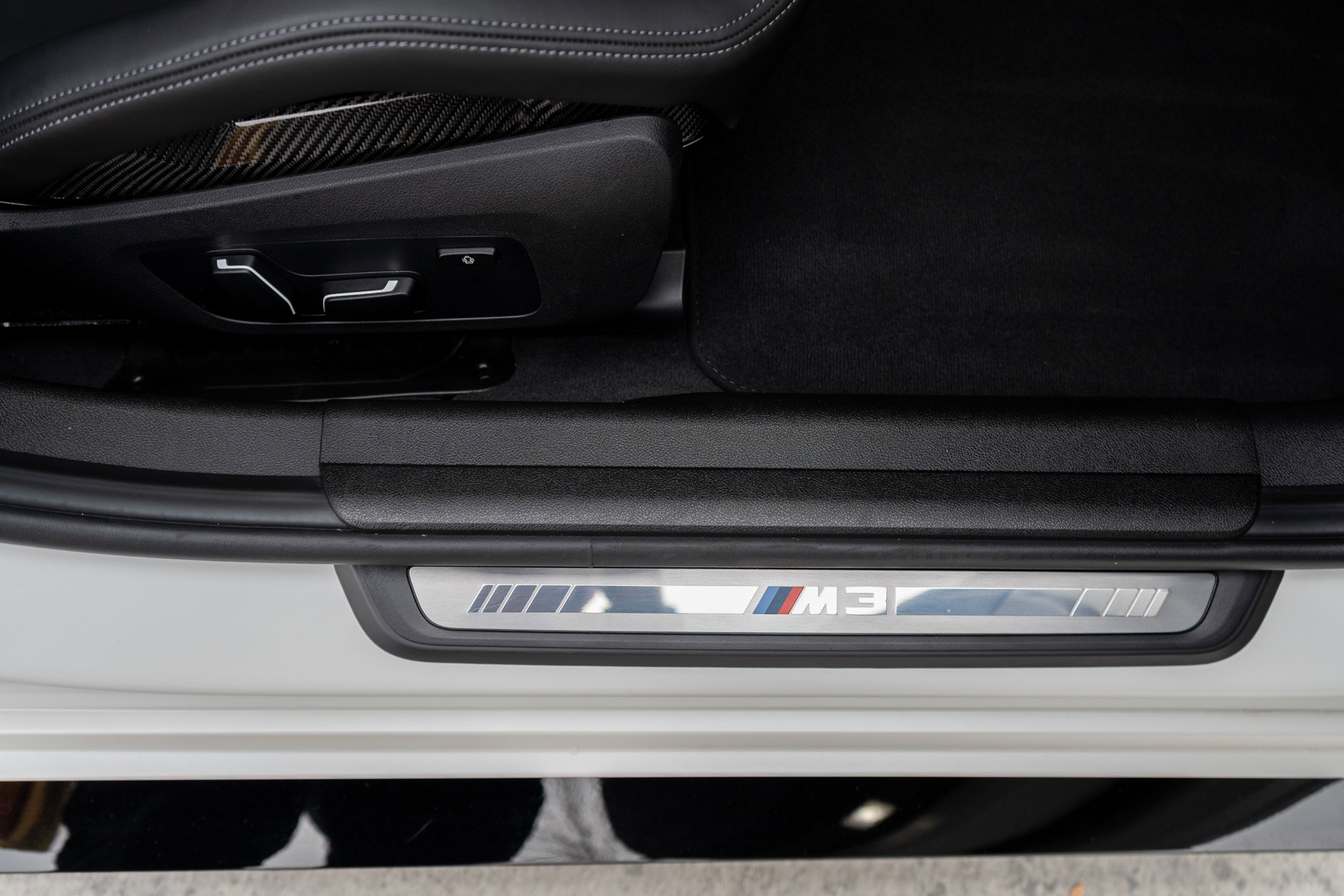 Used 2024 BMW M3 Competition w/ M Carbon Exterior Package image 43