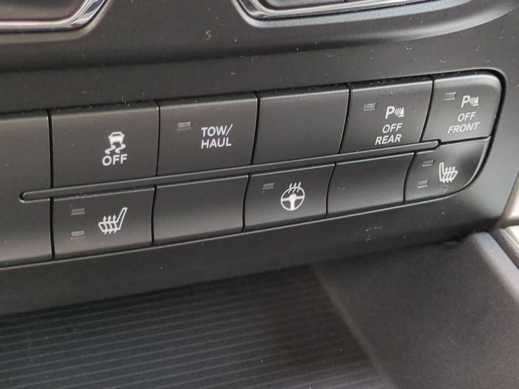 Used 2016 RAM 1500 Big Horn RWD image 22
