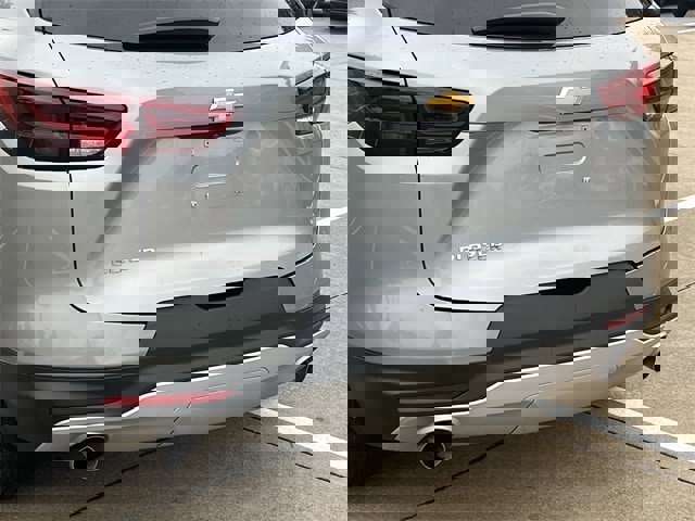 Used 2023 Chevrolet Blazer LT w/ Convenience Package image 6