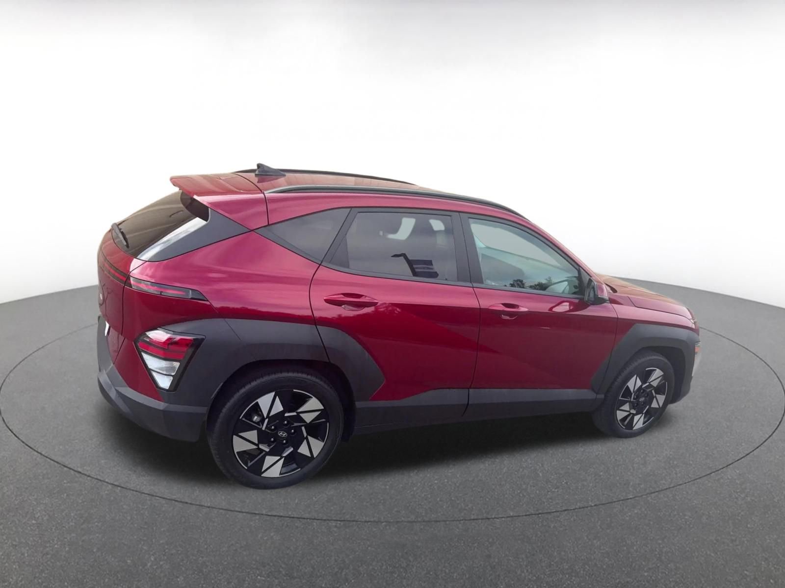 Used 2025 Hyundai Kona SEL image 15
