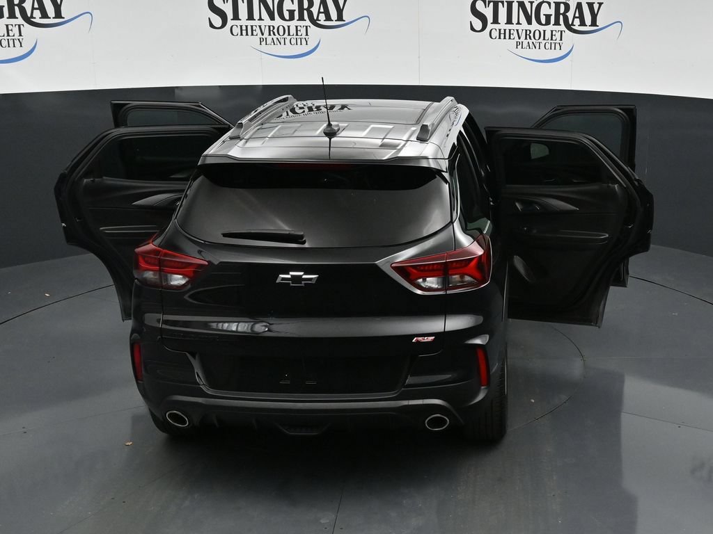 Used 2023 Chevrolet TrailBlazer RS w/ Sun and Liftgate Package FWD image 35