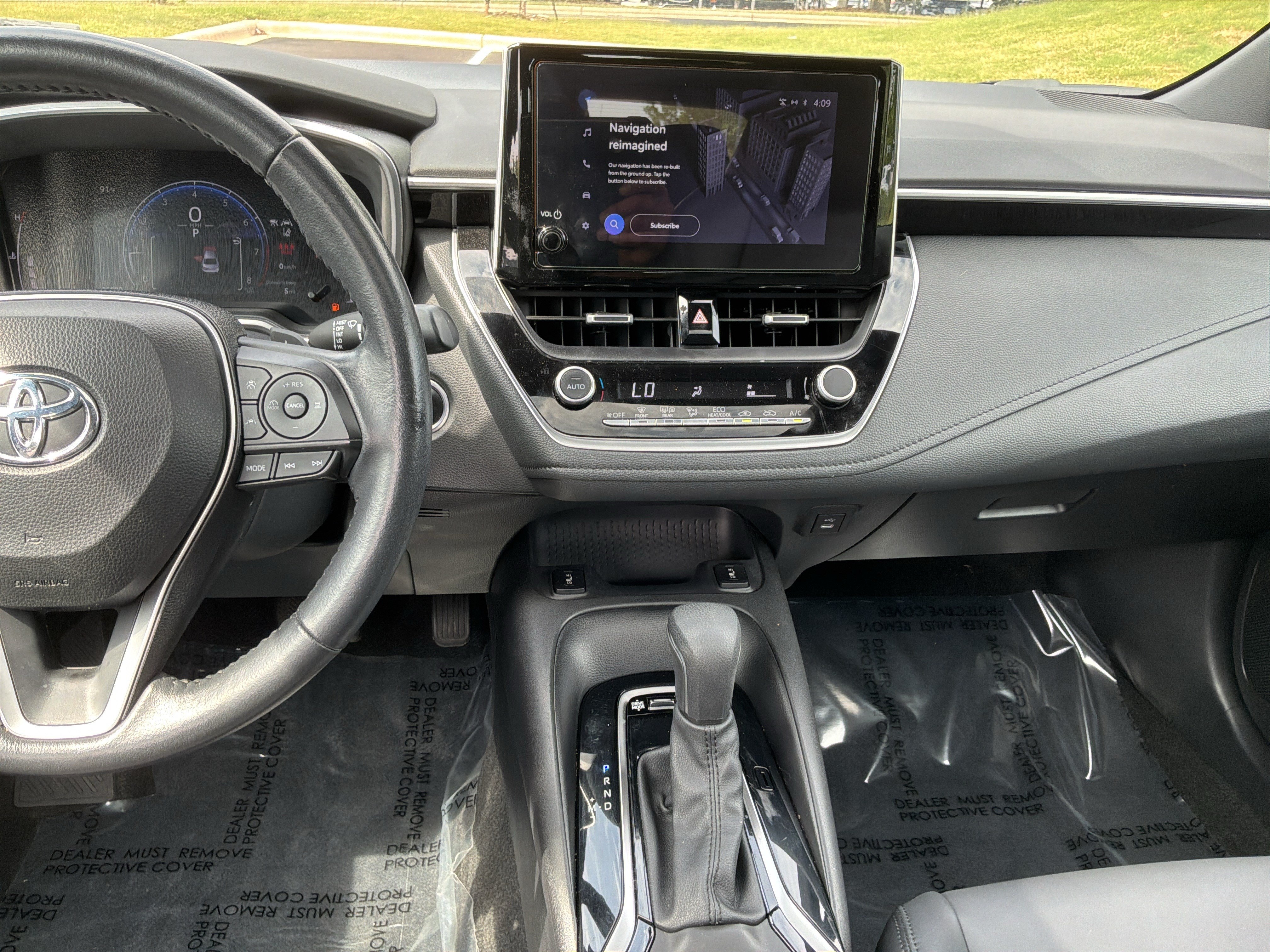 Used 2023 Toyota Corolla XSE FWD image 30